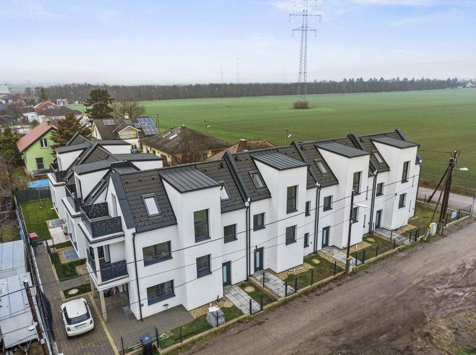 ++ IDYLLISCHES ZUHAUSE ++ REIHENHAUS mit BALKON, TERRASSE und WOHNKELLER