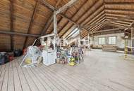 Französisches Jagd-Chalet – nur 30 Minuten von Wien: 2.480 m² Grundstück in unverbaubarer Ruhelage