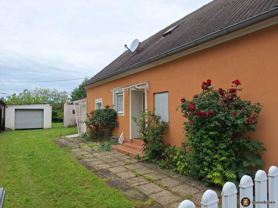 Landhaus mit Potenzial – renovierungsbed. in ruhiger Seitenstraße