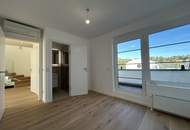 ERSTBEZUG NACH SANIERUNG! Topmoderne 5-Zimmer DG-Maisonette mit 3 Terrassen, Galerie + inkl. Tiefgaragenplatz!