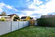 GUT GELEGENES HAUS MIT PFLEGELEICHTEM GARTEN IN BRUNN AM GEBIRGE