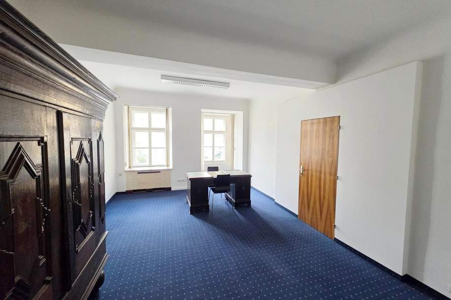 Büro am Stadtplatz Schärding – ca. 75 m² in Toplage, Gewerbeobjekt-miete, 663,64,€, 4780 Schärding