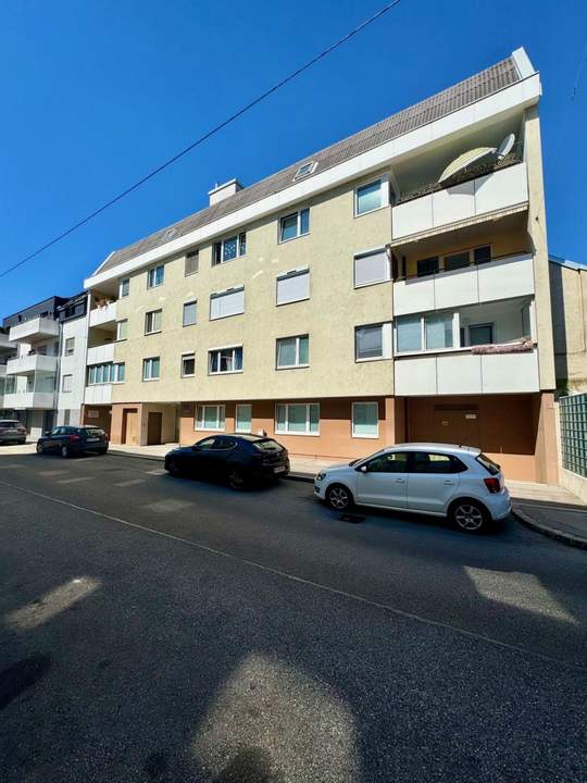 ++ NEU ++ SCHNÄPPCHEN - 3 Zimmer Wohnung mit Loggia in zentraler Lage