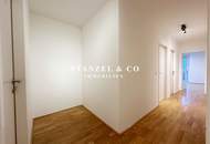 SONNIGES &amp; MODERNES TERRASSENDACHGESCHOSS