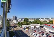 Direkt bei der Brigittapassage und Höchstädtplatz- Renovierter Wohntraum mit WINTERGARTEN und Ausblick! Befristet vermietet. - WOHNTRAUM