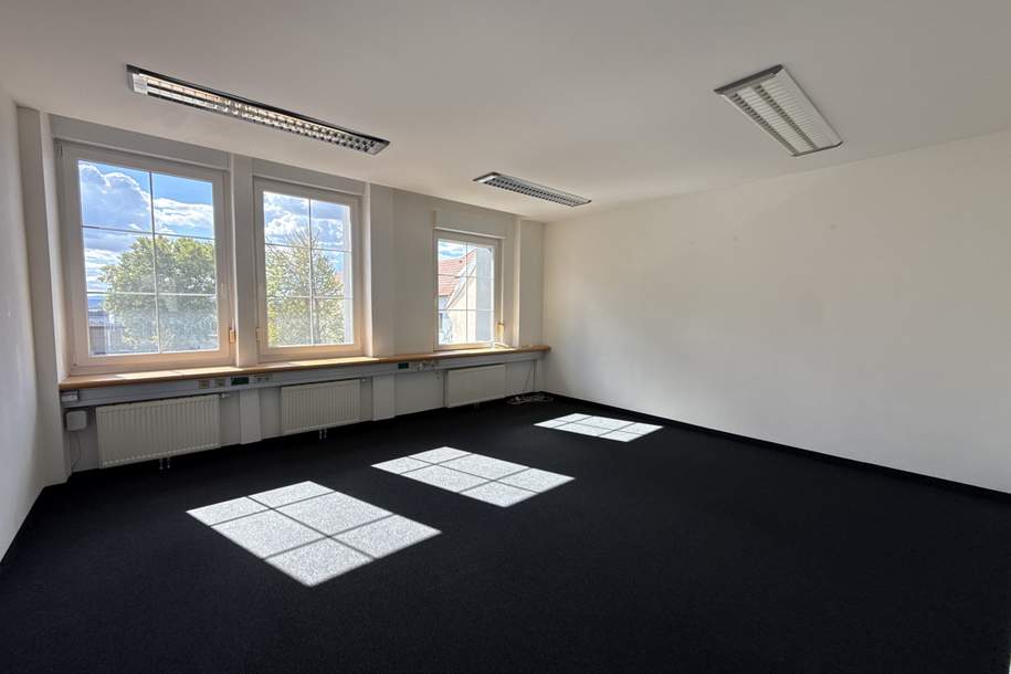 Flexibel gestaltbares Büro in Frequenzlage zu vermieten!, Gewerbeobjekt-miete, 1.985,94,€, 7000 Eisenstadt(Stadt)