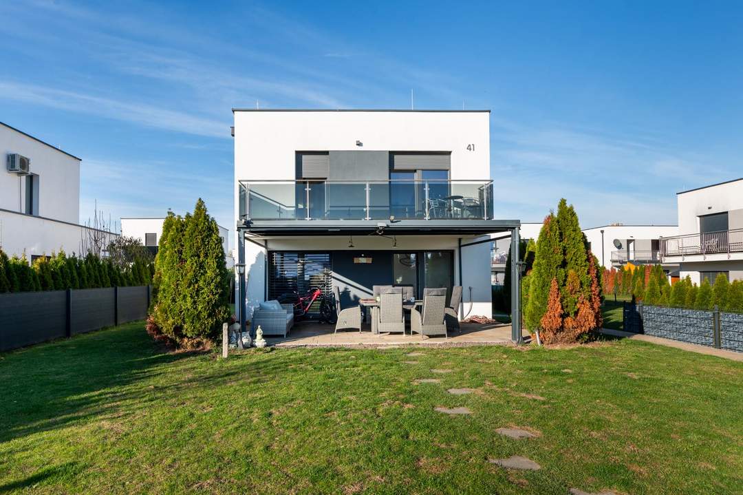 Modern, neuwertig, familientauglich: Einfamilienhaus in Wagna zu verkaufen