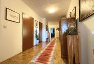 Einfamilienhaus mit Charme & ca. 3.133 m² großem Grundstück am Ortsrand von Hausmannstätten!