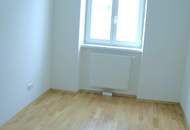 Anlegerhit - Top aufgeteilte 3-Zimmer-Wohnung mit ca. 4,5 % Bruttoanfangsrendite!