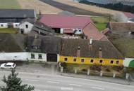 Vierkanter mit großem Innenhof und vielseitigen Nutzungsmöglichkeiten in Buttendorf