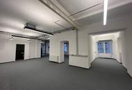 Vielseitig nutzbare Gewerbeflächen auf mehreren Ebenen – ideal für Praxis, Büro oder Studio