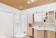 Großzügige 4 Zimmer Wohnung mit sonniger Südwest Loggia und Waldblick