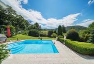 Beeindruckende Villa mit gepflegtem Garten und Pool