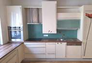 Helle 2-Zimmer Wohnung, Gebäude komplett saniert, ruhige Lage