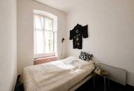 Liebevoll sanierte 38 m² Altbauwohnung mit Blick in begrünten Innenhof