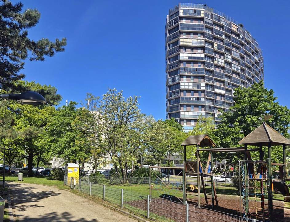 Lifestyle Appartement im Hochhaus mit atemberaubendem Panoramablick auf Stephansdom !!!