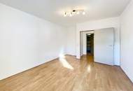 Moderne 3-Zimmer-Wohnung mit Balkon, Loggia &amp; Bergblick in zentraler Lage von Telfs