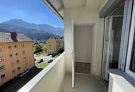 Sonnige 2-Zimmerwohnung mit Loggia und Parkplatz