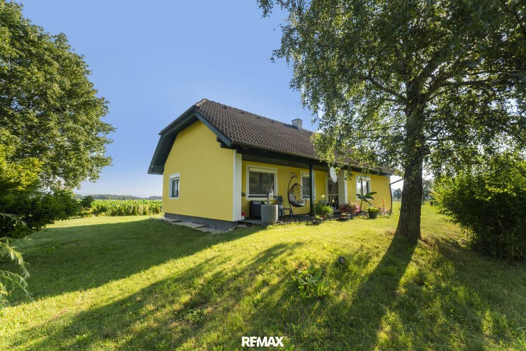 Gemütlicher Bungalow mit großzügigem Grundstück in idyllischer Ruhelage