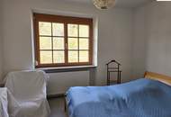 Geräumiges Mehrfamilienhaus mit 6 möglichen Wohnungen, 3.189 m² Grundstück – ideal für Handwerker, Investoren oder Visionäre