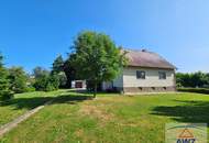 Einfamilienhaus mit schönem großen Garten!