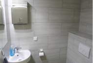 Effiziente Büroflächen und Geschäfts- Ladenlokal/ Praxis Ebenerdig nähe Hbf, Rendite derzeit: 5,5%