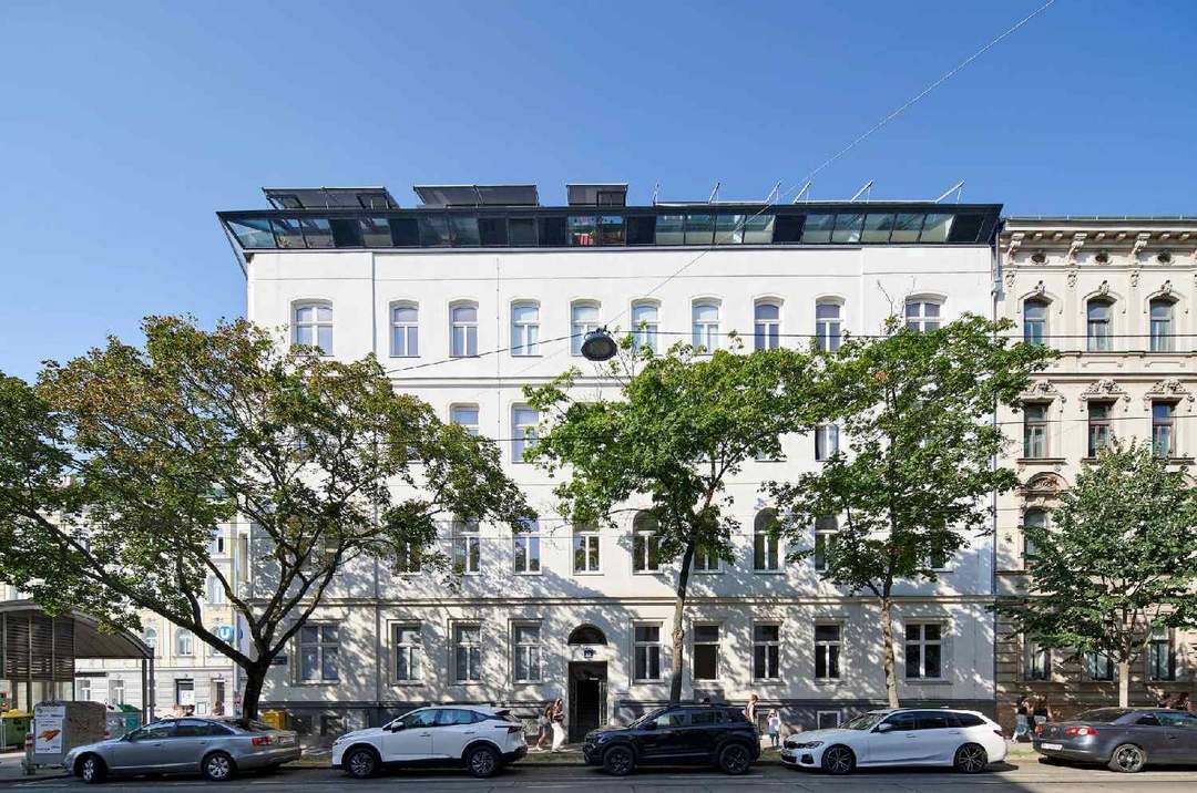 Kapitalanlage mit laufenden Mieteinnahmen, Rendite 4,80 %, Büro mit 3 Räumen Unbefristet vermietet