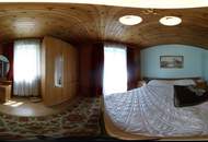 Sanierungsbedürftiges Haus mit großem Grundstück und Nebengebäude in ländlicher Umgebung