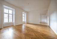 STEPHANSPLATZ: Prachtvolles Büro mit Blick auf den Stephansdom - Erstbezug