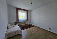 Gediegenes Einfamilienhaus mit Gebirgsblick und Potenzial