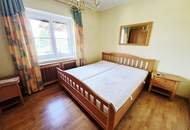 Familienidylle! Gepflegtes Wohnhaus mit tollem Garten, Presshaus und Nebengebäude – 4 Zimmer &amp; top Küche - nur wenige Minuten zum Bahnhof!