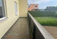 2 Familienhaus mit Pool und Outdoorküche/Poolhaus - Garage für 3 Autos -SOFORT VERFÜGBAR-DACHBODEN AUSBAUBAR