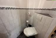 möblierte 3-Zimmer-Wohnung mit 2 Balkonen um 899 EUR inkl. Heizung und Tiefgaragenstellplatz