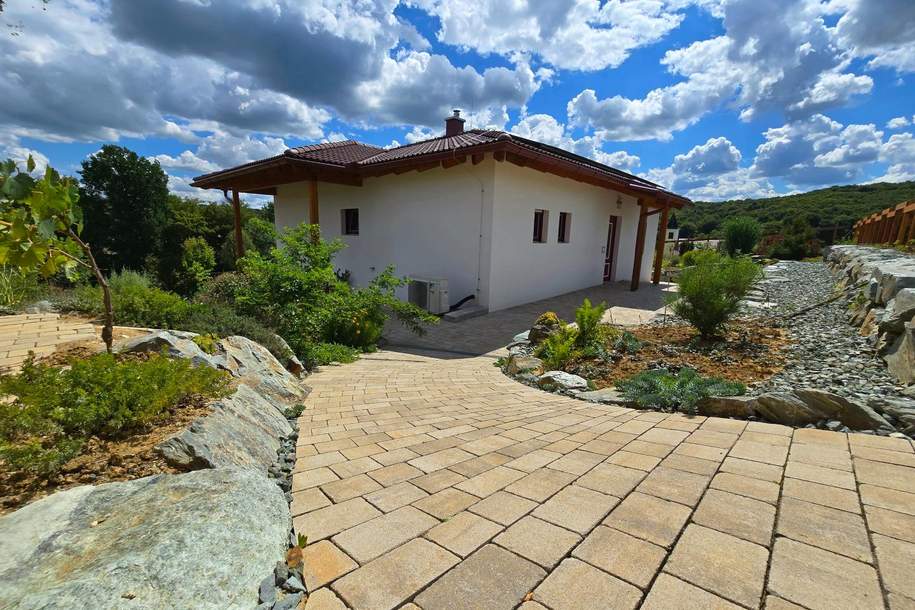 kleiner, neuwertiger Bungalow mit einzigartiger Steingartengestaltung und Naturteich, Haus-kauf, 419.000,€, 7540 Güssing