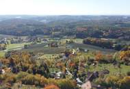 Kleines Ferienhaus mit großem Grundstück in idyllischer Ruhelage von Reichendorf