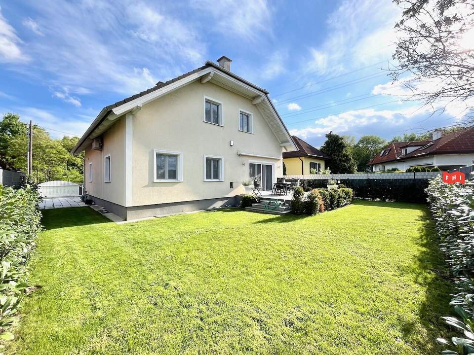 Charmantes 225m² Einfamilienhaus mit Wohnkeller, Terrasse, Klimaanlage in nächster Nähe zur Donauinsel - Pachtgrundstück