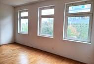 GESCHÄFTSLOKAL MIT VIELEN NUTZUNGSMÖGLICHKEITEN IN ZENTRALER LAGE