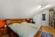 Sonnenhang trifft auf Weitblick! Großzügiges Einfamilienhaus in begehrter Lage von Langaberg