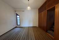 Mehrparteienhaus mit drei Wohneinheiten