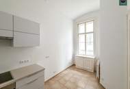 Büro: Stilvolles Altbauobjekt mit Klopfbalkon beim Währinger Schubertpark!