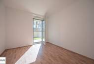 VIDEOTOUR! Eckwohnung mit schönem Eigengarten und überdachter Terrasse (3 Zimmer, inkl. 2 KFZ-Stellplätze)