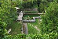 Ein Garten, der bleibt – Zweifamilienhaus mit außergewöhnlichem Naturgarten & Swimmingteich in Gmünd
