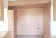 Sanierte 4 Zimmer Wohnung im Haus mit einem großen Garten