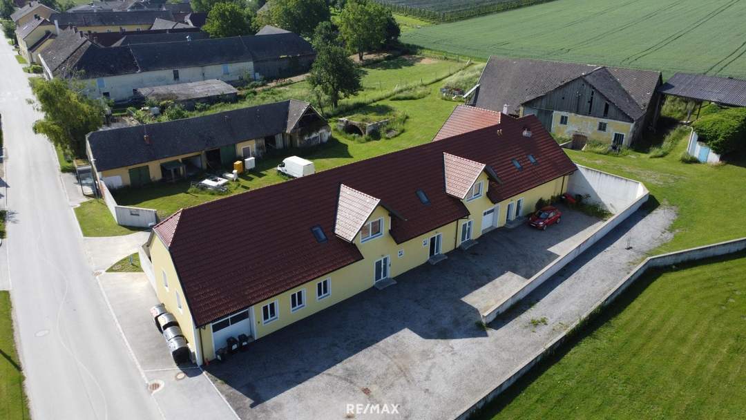 Wohn-Geschäftshaus mit 3 Wohnungen und 2 Geschäftsflächen