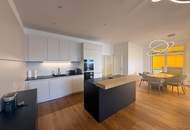 Luxus Penthouse mit Outdoor-Jacuzzi wird komplett möbliert vermietet // Luxury penthouse with outdoor Jacuzzi available for rent, fully furnished //