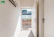 FÜR DEN EIGENBEDARF ODER ALS INVESTMENT MIT CA. 3,5% RENDITE! SEHR GUTER ZUSTAND! SANIERTE & MÖBLIERTE DACHGESCHOSS-WOHNUNG INKL. KÜCHE! SOFORT BEZIEH- ODER VERMIETBAR. - WOHNTRAUM