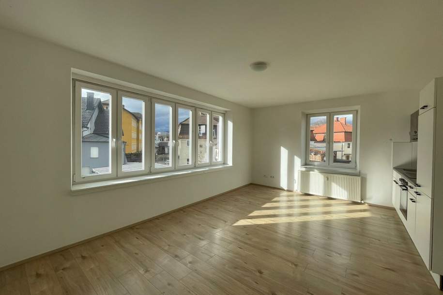 Mietwohnung mit möblierter Küche ++ Badezimmer mit Fenster ++, Wohnung-miete, 436,91,€, 8720 Murtal