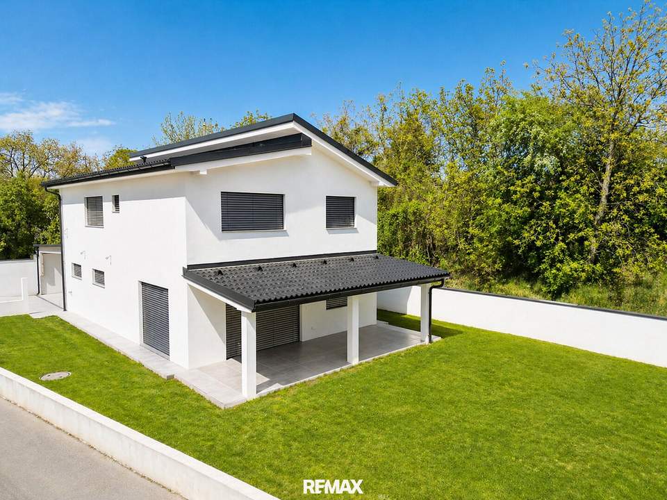 NEUBAU-ERSTBEZUG in Bad Sauerbrunn – modernes Einfamilienhaus mit Garten, Terrasse, Carport &amp; Top-Ausstattung!