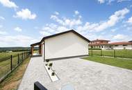 SONNENUNTERGÄNGE INKLUSIVE – EXKLUSIVER DESIGN-BUNGALOW MIT 5 ZIMMERN, PHOTOVOLTAIK &amp; 750 M² GRUND!