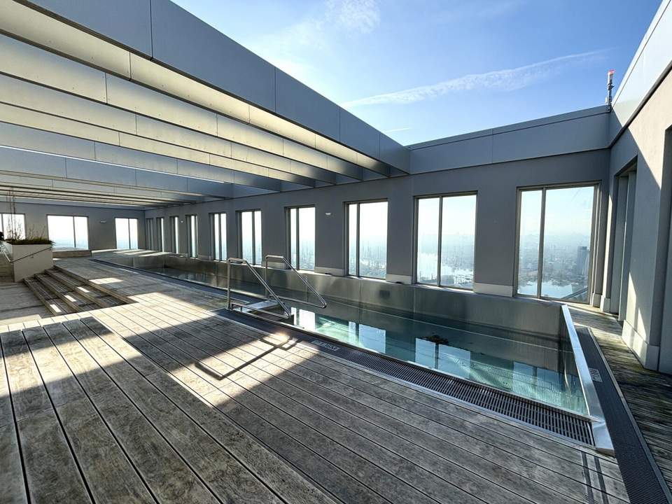 U1 KAGRAN I Moderne Wohnung mit Loggia I Rooftop POOL I FITNESSRAUM I SAUNA